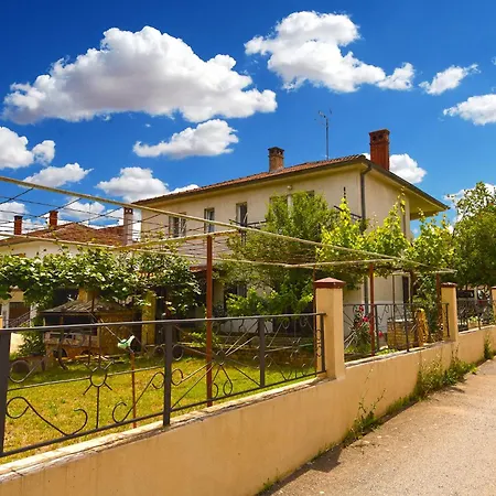 Davor 2330 Appartamento *