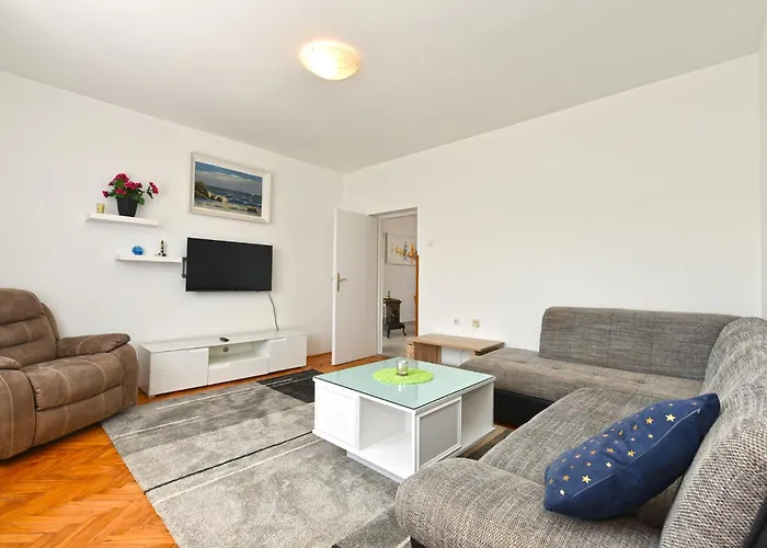 Lejlighed Davor 2330 *