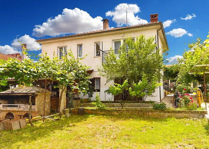 Davor 2330 Διαμέρισμα Πούλα